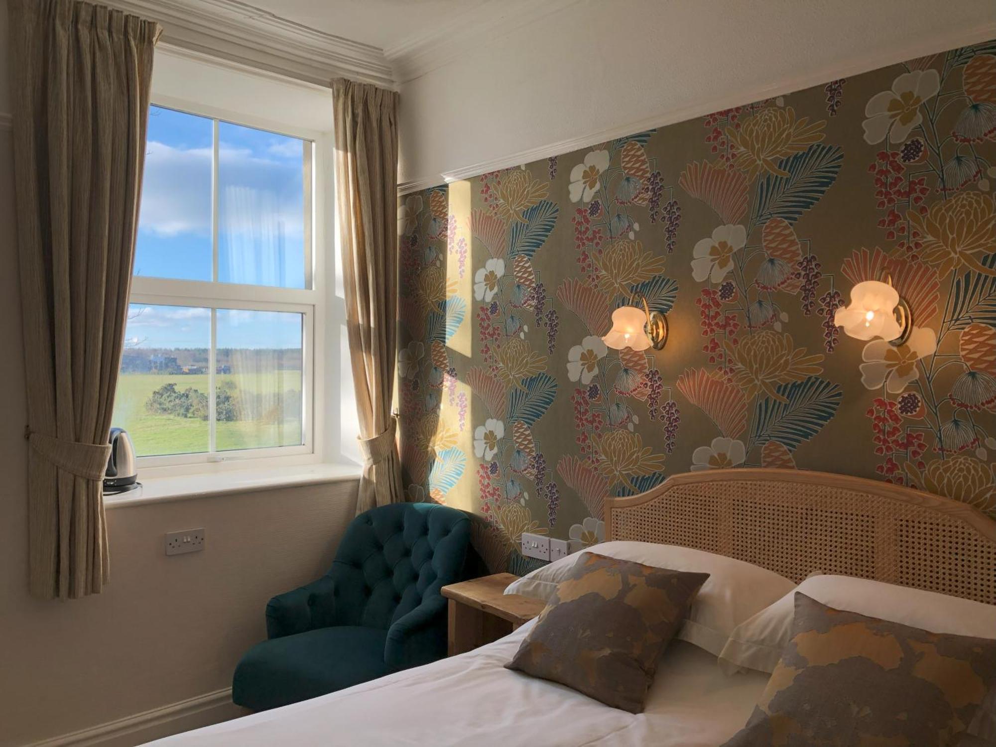 Gwrach Ynys Country 4*